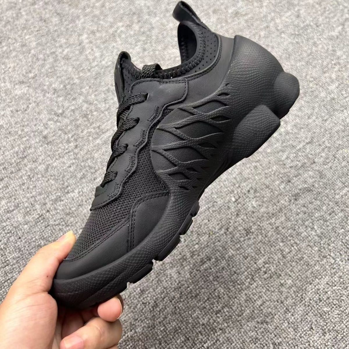 Trendy Lüks spor ayakkabı Erke - Hunting Outdoor Brand incelemesi ve fiyatı